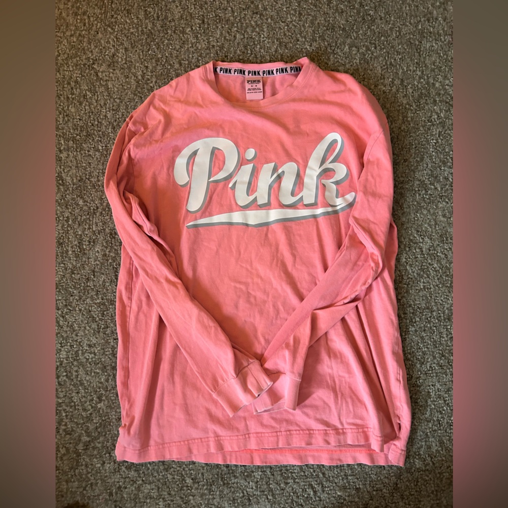 PINK Victoria's Secret Coral Pink Long Sleeve Logo Tee